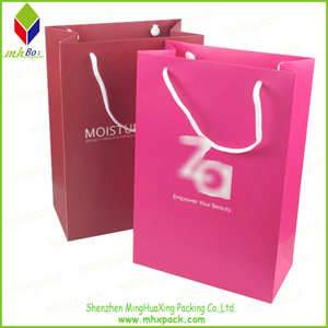 Luxury Paper Packing Gift Cosmetic Bag